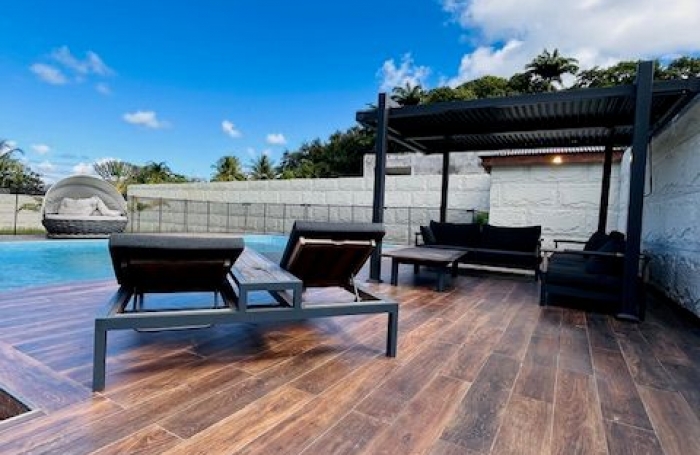 Location Maison 192.91m&sup2; 7 pi&#232;ces Baie Mahault