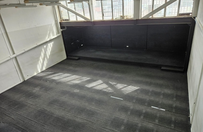 Vente Local commercial 331m&sup2; 5 pi&#232;ces Les Abymes