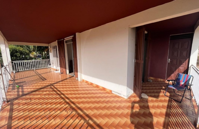 Vente Maison 100m&sup2; 5 pi&#232;ces Baie Mahault