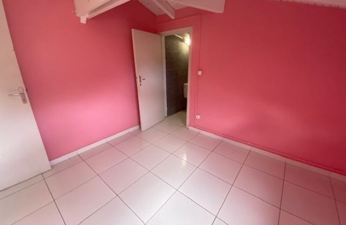 Location Appartement 40m&sup2; 2 pi&#232;ces Les Abymes