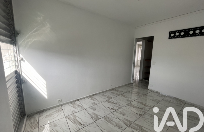 Vente Appartement 60m&sup2; 4 pi&#232;ces Les Abymes