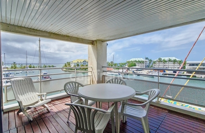 Vente Fonds de commerce 1363m&sup2; 46 pi&#232;ces Saint François