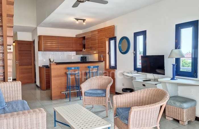 Vente Fonds de commerce 1363m&sup2; 46 pi&#232;ces Saint François