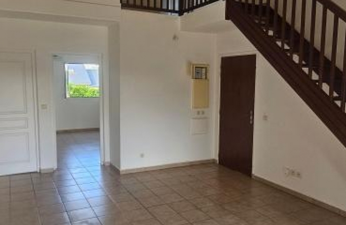 Vente Appartement 76.19m&sup2; 4 pi&#232;ces Petit-Bourg