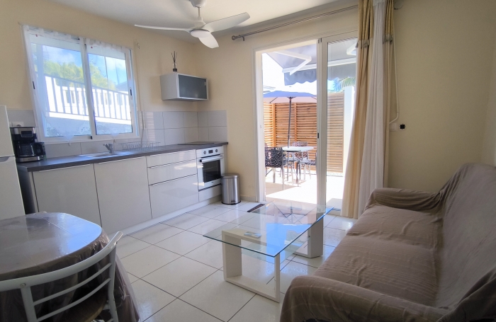 Appartement T2 meubl&eacute; dans r&eacute;sidence avec piscine, toutes charges comprises