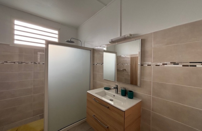 Maison individuelle trois pièces - LONGFORT IMMOBILIER