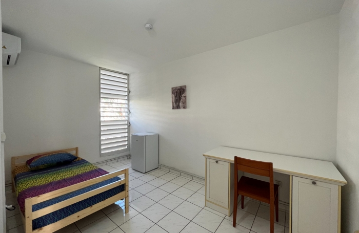 Colocation de 3 chambres sur la commune de Pointe-&agrave;-Pitre!