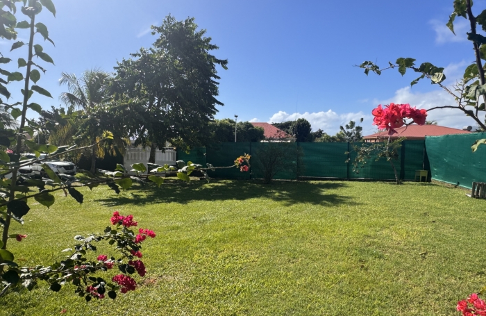 Villa de plain pied &agrave; Capesterre-Belle-Eau avec Longfort Immobilier