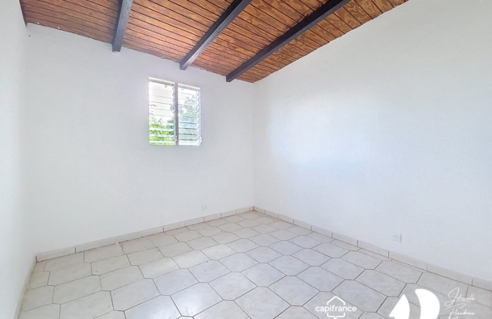 Location Appartement 94m&sup2; 3 pièces Sainte Rose