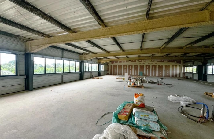 Location Local commercial 317m&sup2; 1 pièce Saint Fran&ccedil;ois