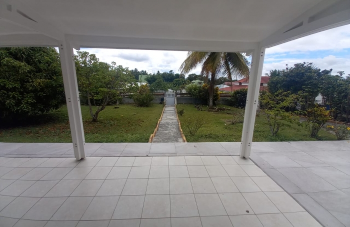 MAISON INDIVIDUELLE+GARAGE A PROXIMITE DOTHEMARE