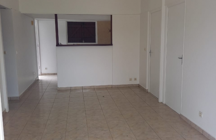 MAISON INDIVIDUELLE+GARAGE A PROXIMITE DOTHEMARE