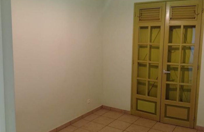 Location Maison 100.09m&sup2; 5 pièces Vieux Habitants