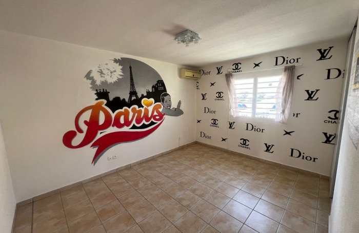 A VENDRE! Bel Appartement T3 dans une r&eacute;sidence S&eacute;curis&eacute;e au Gosier