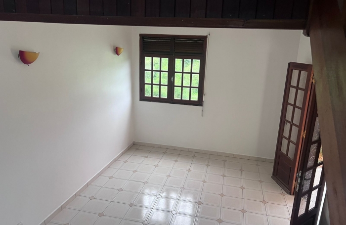 A LOUER -  Villa Duplex Inversé F4 + Mezzanine   Pliane, Le Gosier