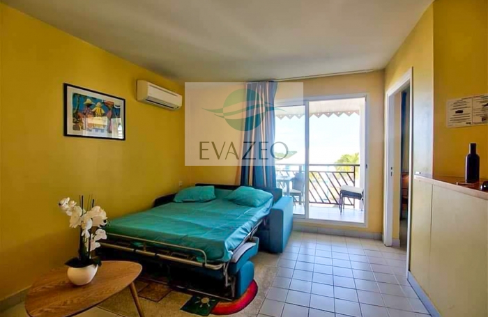 Appartement T2 meubl&eacute; - SAINT-FRAN&Ccedil;OIS