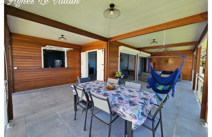 Vente Maison 109m&sup2; 4 pièces Bouillante