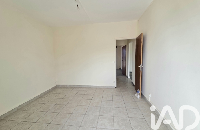 Vente Appartement 60m&sup2; 3 pièces Basse-Terre