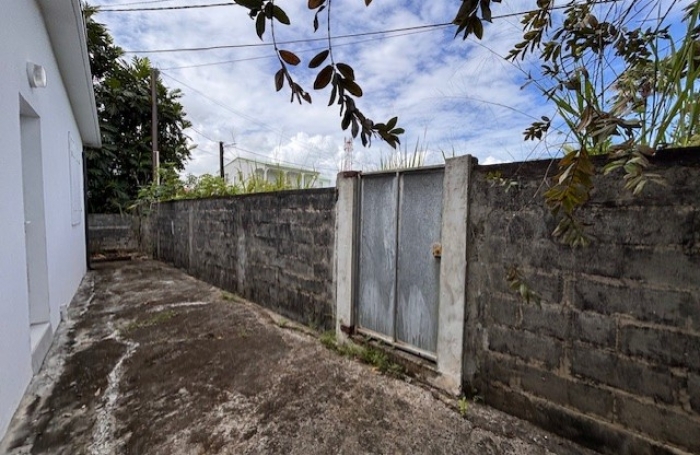 Maison individuelle quatre pi&egrave;ces - Longfort Immobilier