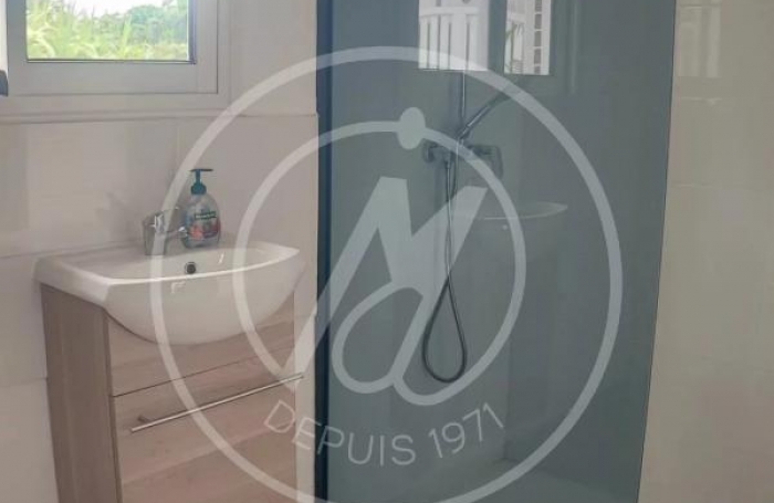 Vente Maison 70.49m&sup2; 3 pièces Sainte Anne