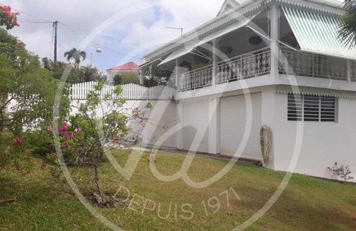 Vente Maison 292m&sup2; 6 pièces Les Abymes