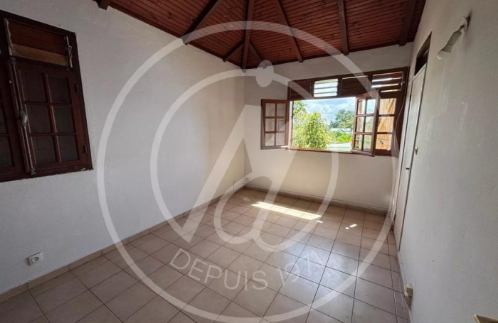 Vente Maison 160m&sup2; 6 pièces Baie Mahault