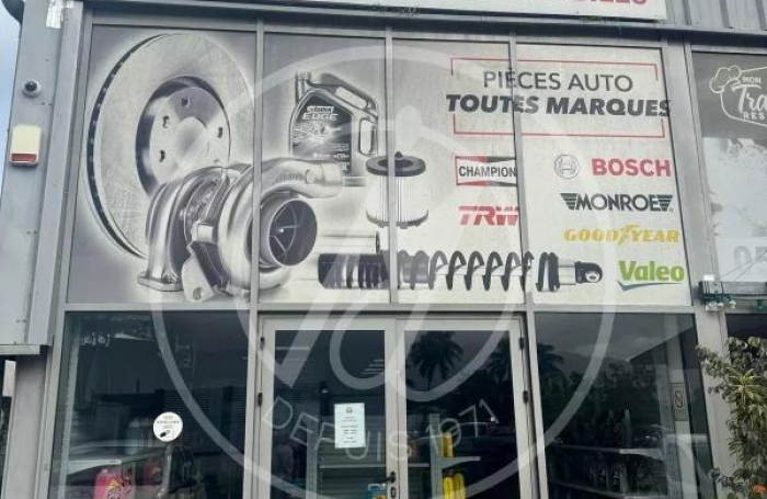 Location Local commercial 97128