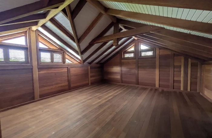 VILLA T5 AVEC PISCINE VUE MER SANS VIS AVIS