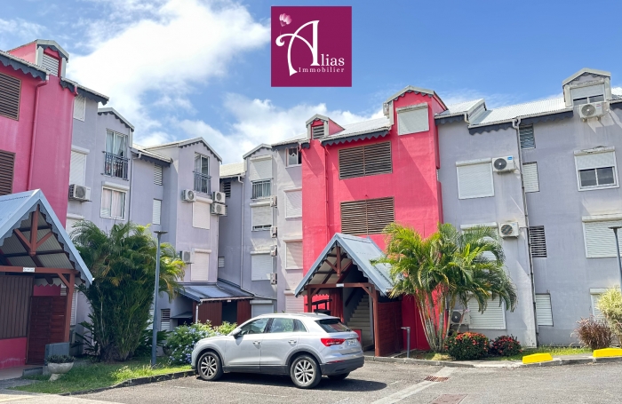 Location Appartement 97122