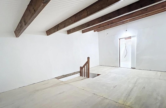 Vente Local commercial 125m&sup2; 3 pièces Les Abymes