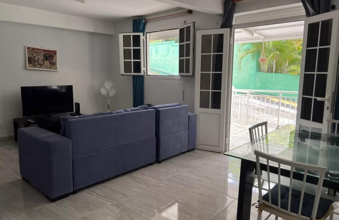 Vente Maison 247m&sup2; 8 pièces Lamentin