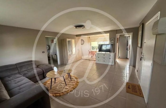 Location Appartement 97122