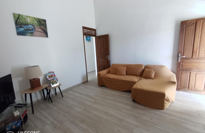 Location Appartement 74.4m&sup2; 3 pièces Deshaies