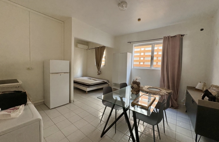 Location Appartement 97110
