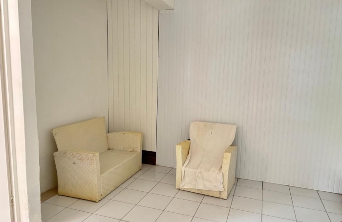 Vente Immeuble 169m&sup2; 6 pièces Basse-Terre