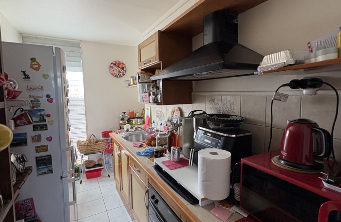 APPARTEMEN T4 LES ABYMES