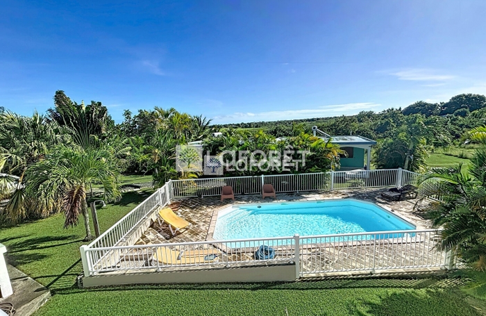 Vente Maison 340m&sup2; 13 pi&egrave;ces Anse-Bertrand