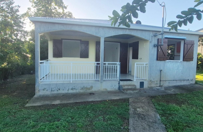 Location Maison 97115