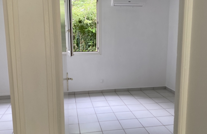 Appartement T3 - R&eacute;sidence Jardins Cara&iuml;be - Arnouville 97170 PETIT-BOURG