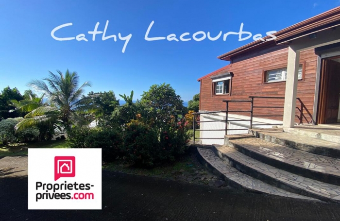 Vente Maison 121m&sup2; 5 pièces Bouillante