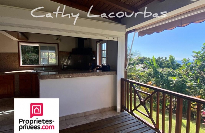 Vente Maison 121m&sup2; 5 pièces Bouillante