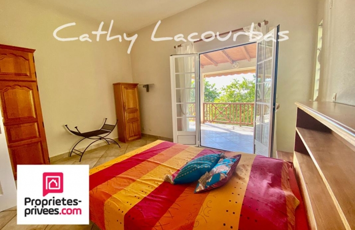 Vente Maison 121m&sup2; 5 pièces Bouillante