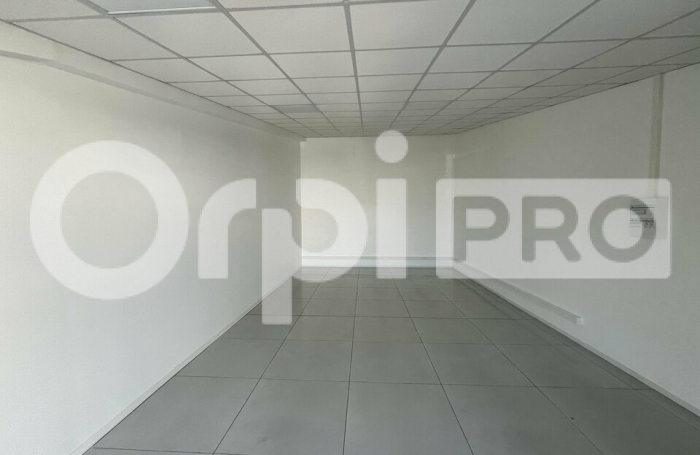 Avec Orpi BOUTAREL louez votre bureau de 47m2