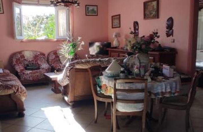 Vente Maison 118m&sup2; 4 pièces Sainte Rose