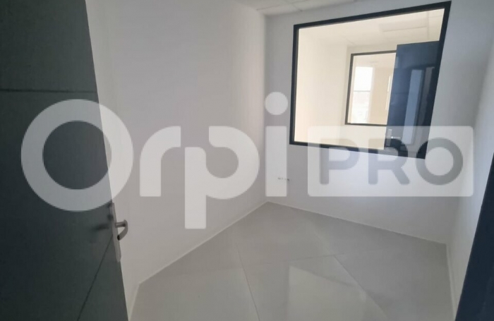 Avec ORPI BOUTAREL louez vos  bureaux de 67m2