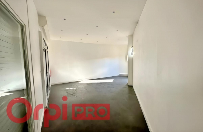 Location Local commercial 26m&sup2; Saint Fran&ccedil;ois