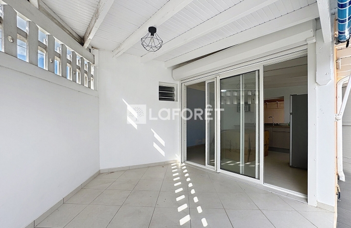 Vente Maison 115m&sup2; 5 pi&egrave;ces Petit-Bourg