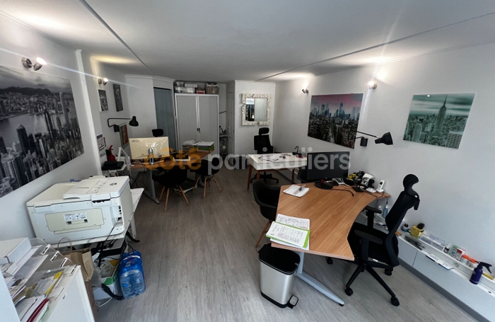 Vente Local commercial 26m&sup2; 1 pi&egrave;ce Pointe-&agrave;-Pitre