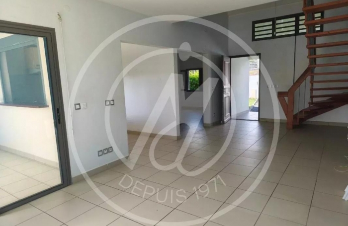 Location Maison 83.24m&sup2; 4 pièces Saint Fran&ccedil;ois