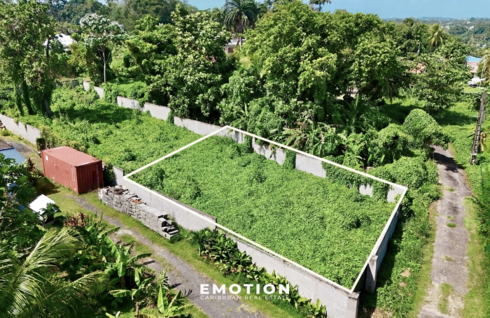 Terrain 500 m2 Mont&eacute;bello, Petit-Bourg &mdash; Nouveau mandat